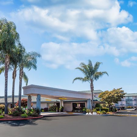 Holiday Inn Dublin - Pleasanton By Ihg Exterior photo