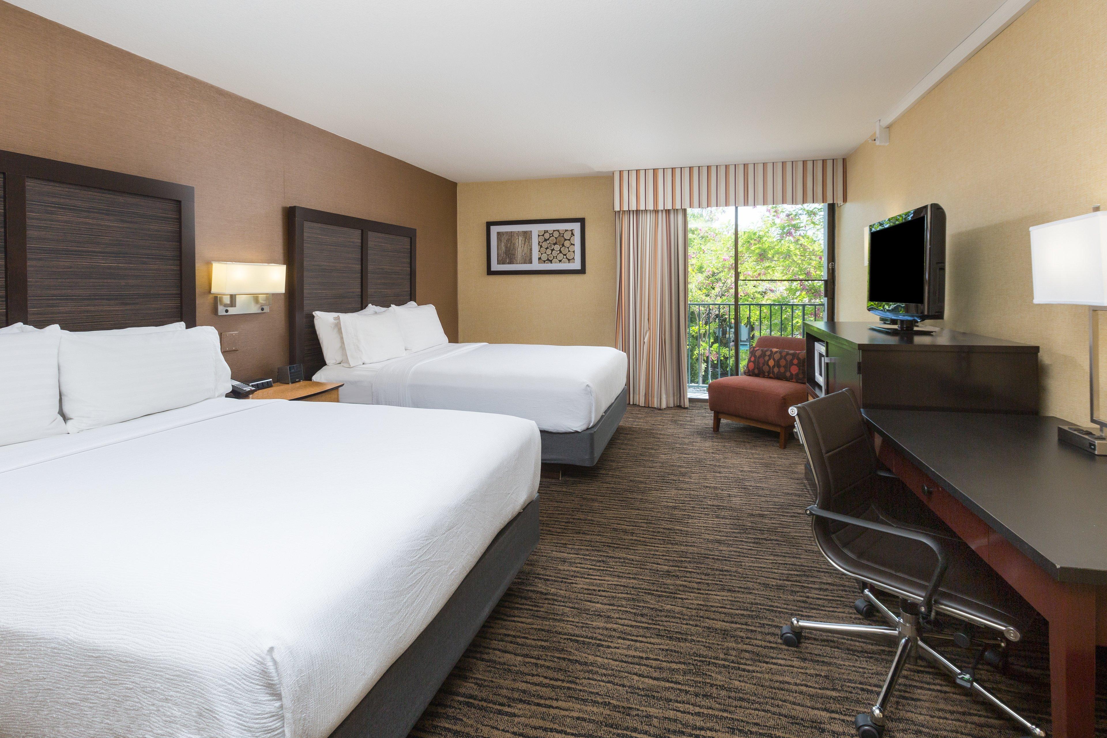 Holiday Inn Dublin - Pleasanton By Ihg Exterior photo